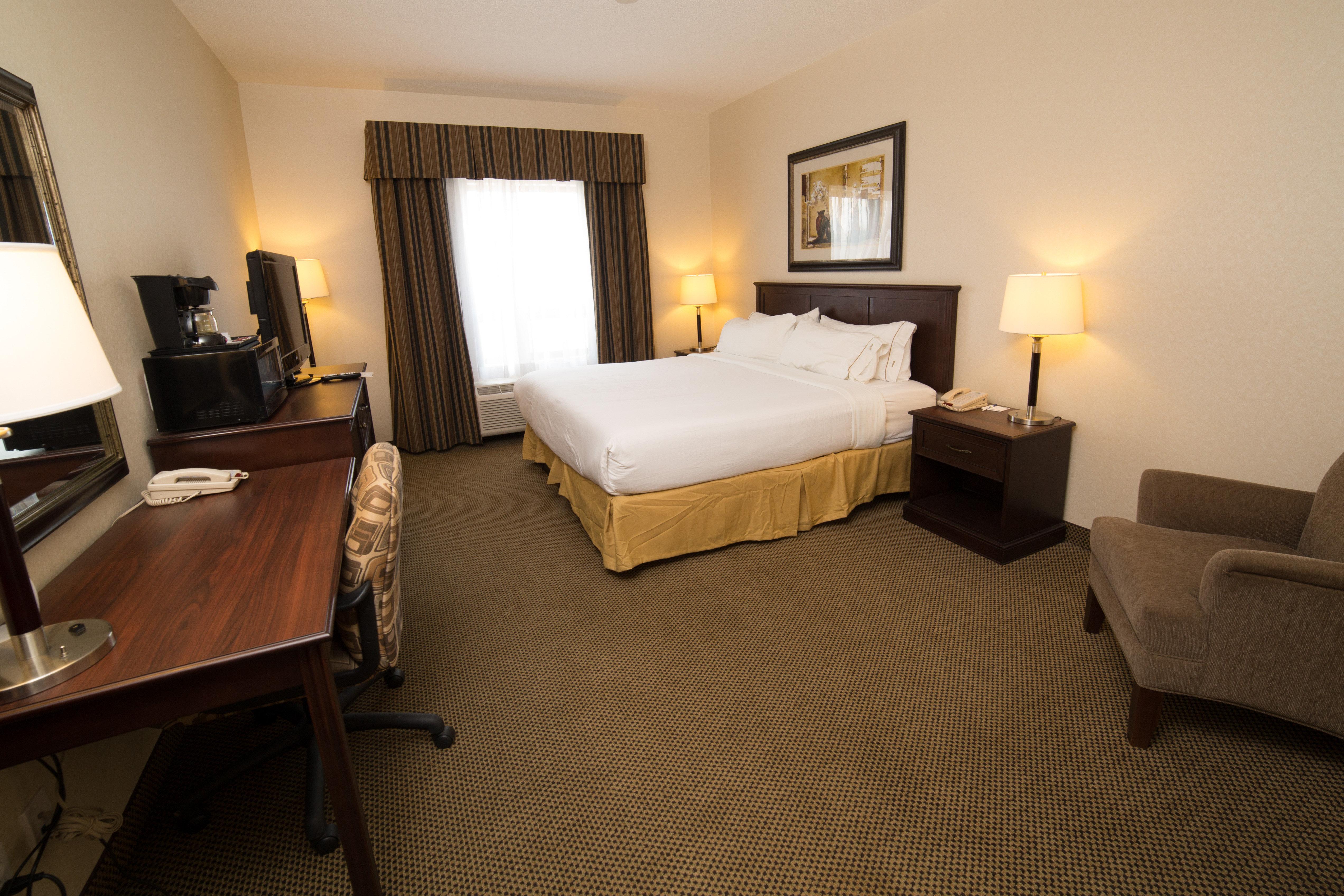 Holiday Inn Express & Suites Whitecourt By Ihg Exterior foto